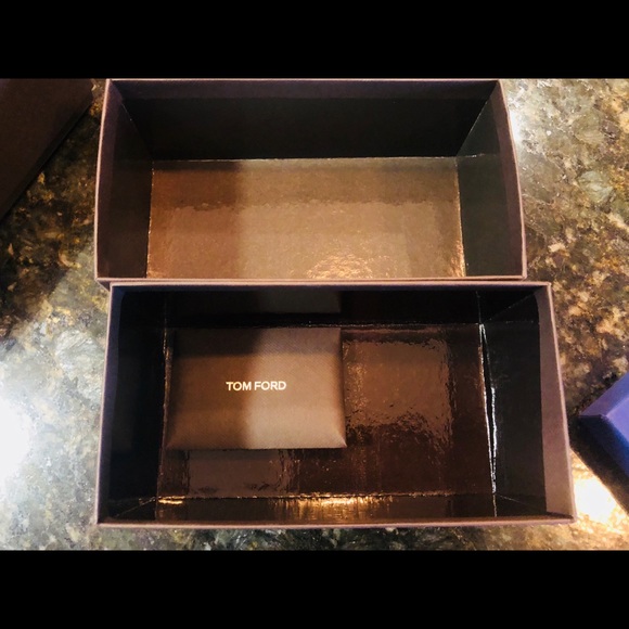 Tom Ford Sunglass Box - Picture 2 of 2